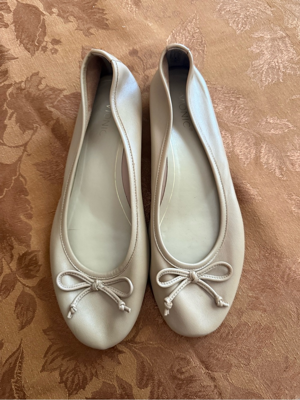 Vionic Ballet Flats with Bow